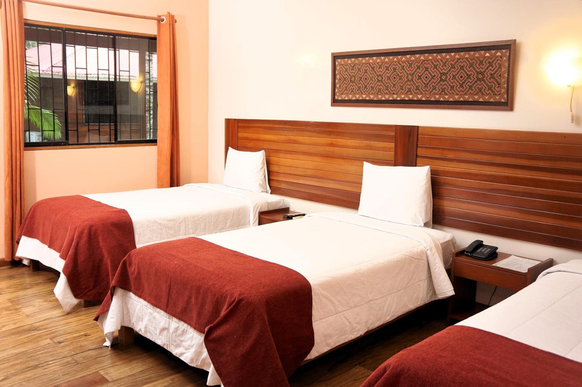 Manish Hotel Ecologico Pucallpa Exterior photo